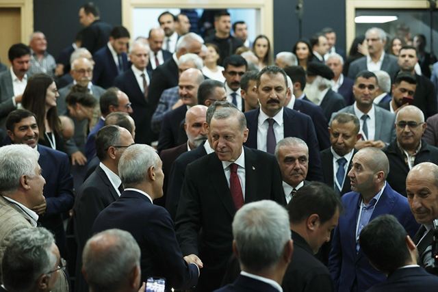 Veli Arslan — Veli Arslan, Şahkulu’ndaki cemevleri temel atma ve açılış törenine katıldı fotoğraf 2