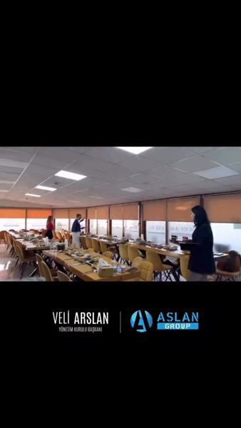 Veli Arslan, Aslan Şirketler Grubu çalışanlarıyla iftarda buluştu